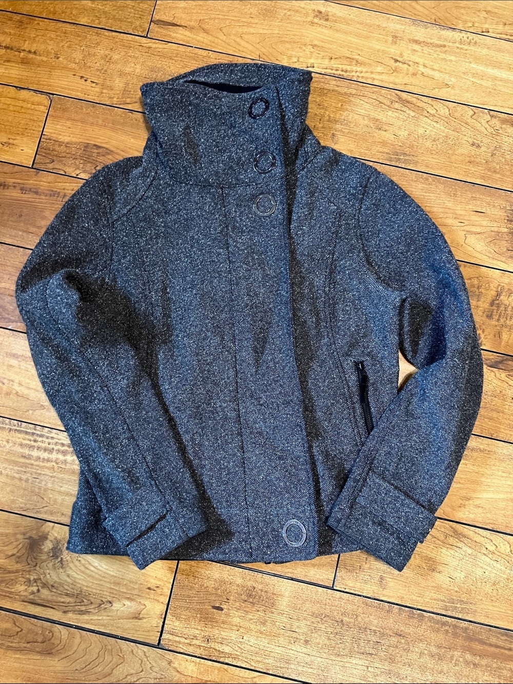 Lululemon Audrey Heather Charcoal High-Collar Button Front Jacket